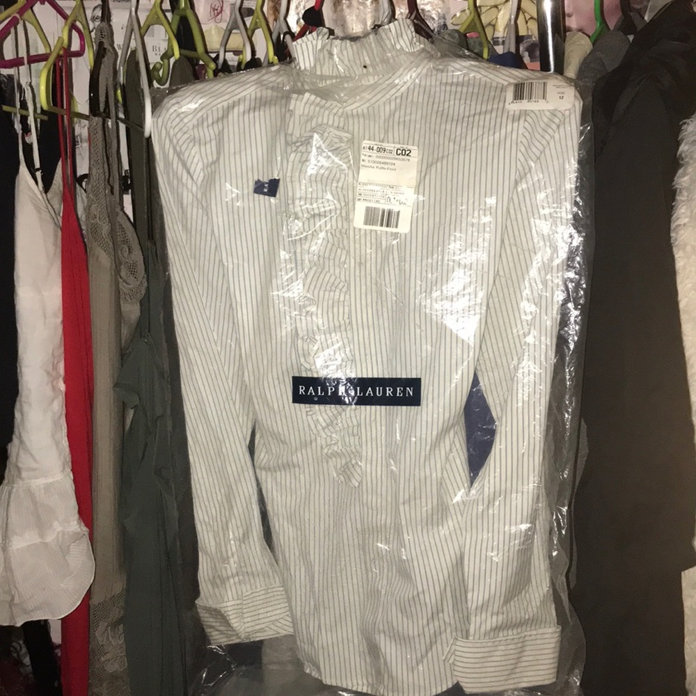 Brand New Ralph Lauren Ruffled Top